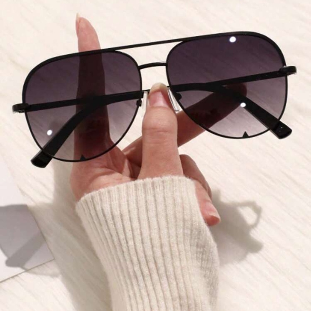 Stylish Aviators - image 2